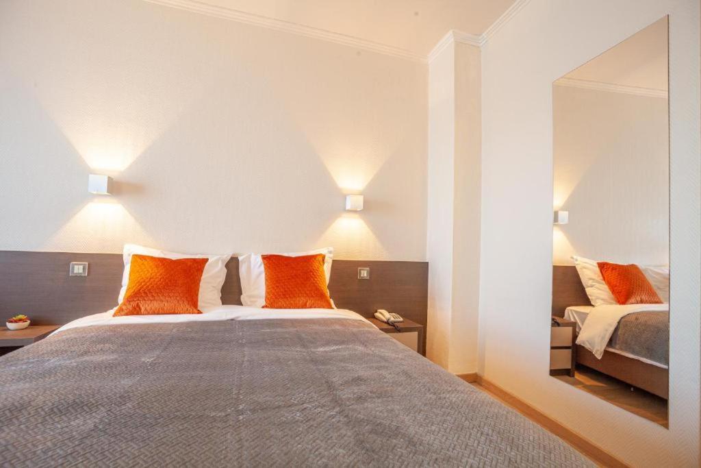 Hotel Monaco Zeebrugge Beach By Rikas Hotels Экстерьер фото